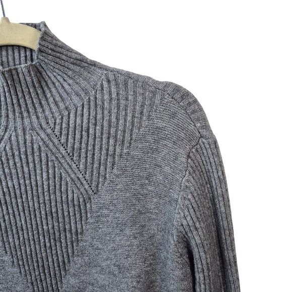 Charlie B Sweater Womens M Gray Knit Pullover Long Sleeve Mock Neck Top - Picture 8 of 8